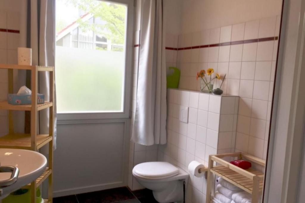 W7 - Sehr Schoenes Ferienhaus Mit Toller Lage Und Super Aussicht In Roebel An Der Mueritz Villa Buitenkant foto