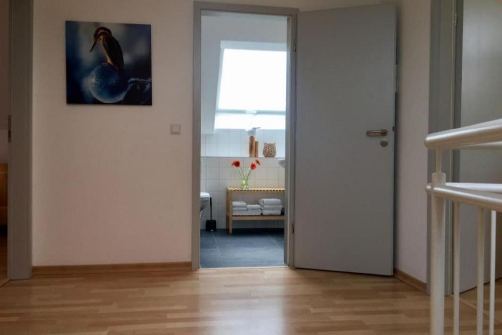 W7 - Sehr Schoenes Ferienhaus Mit Toller Lage Und Super Aussicht In Roebel An Der Mueritz Villa Buitenkant foto