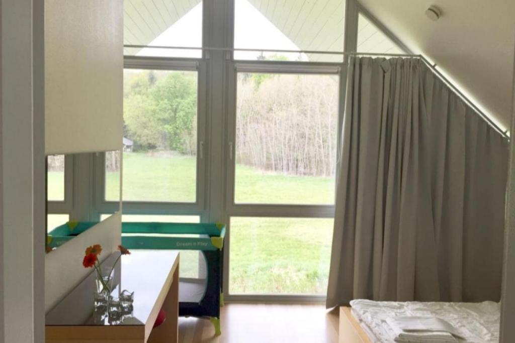 W7 - Sehr Schoenes Ferienhaus Mit Toller Lage Und Super Aussicht In Roebel An Der Mueritz Villa Buitenkant foto